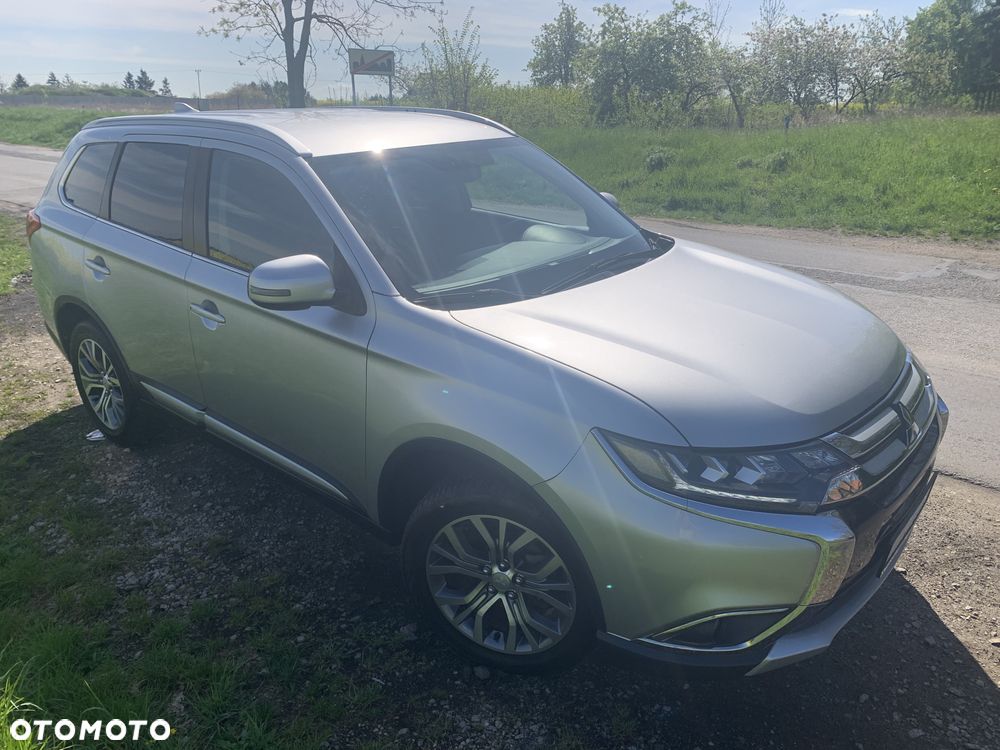 Mitsubishi Outlander - 5
