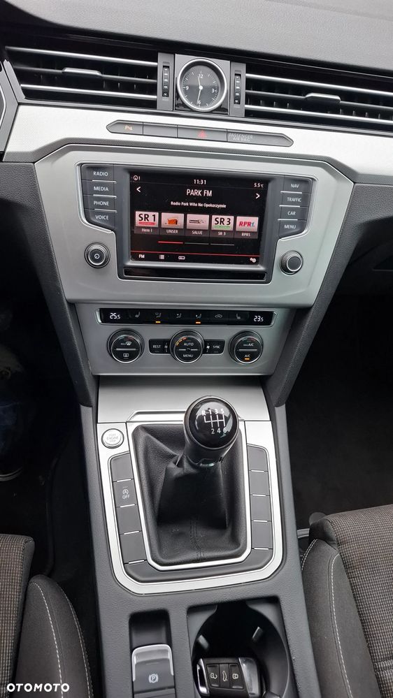 Volkswagen Passat 1.4 TSI ACT (BlueMotion Technology) Comfortline - 21