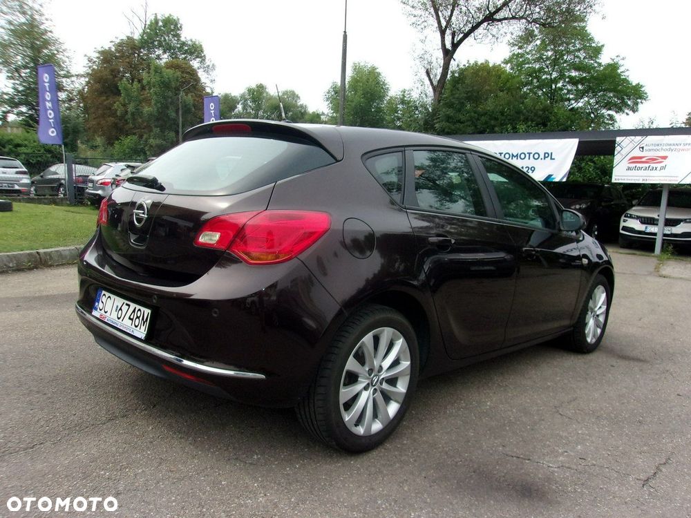 Opel Astra - 11