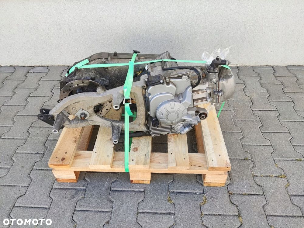 SILNIK METROPOLIS RS 400 399 cm 0.4 L BENZYNA 3176 KM P6A 2013-2018 - 5