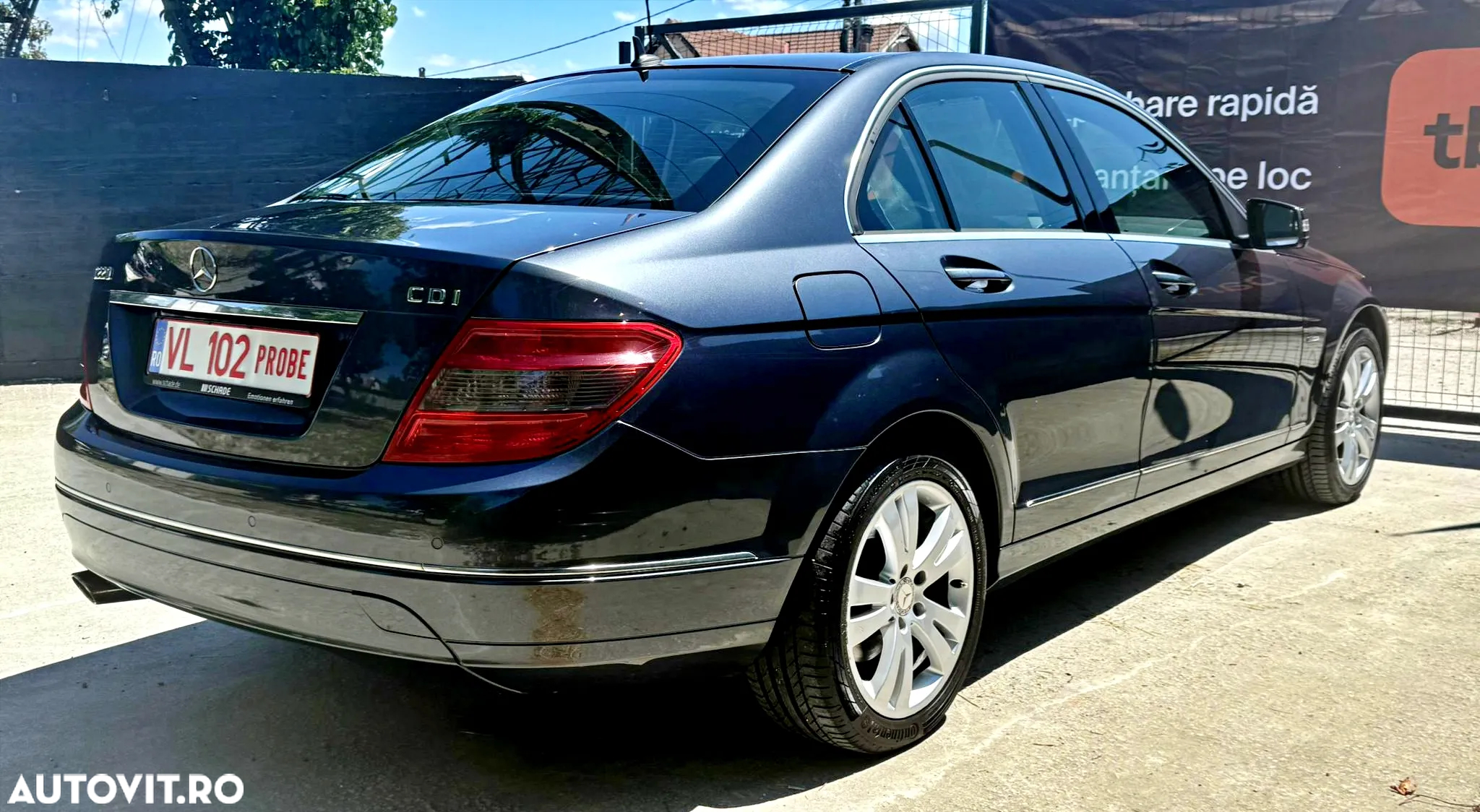 Mercedes-Benz C 220 (BlueTEC) d 7G-TRONIC Avantgarde - 3