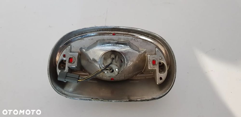 Piaggio Vespa ET2/ET4 125 Lampa Tył Chrom - 3