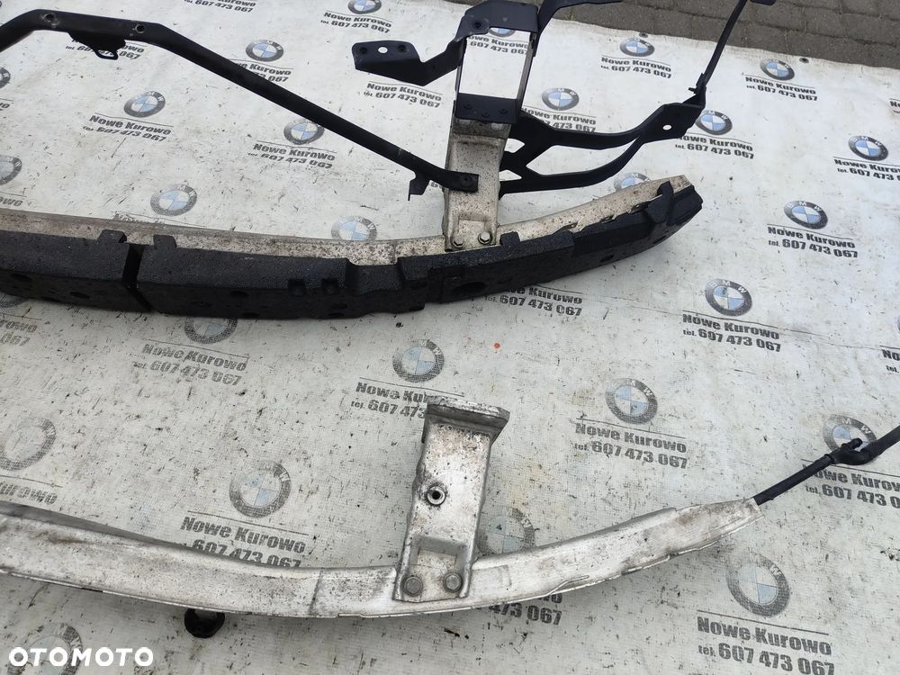 BMW E60 E61 Belka zderzaka przedniego przód 7033696 - 7