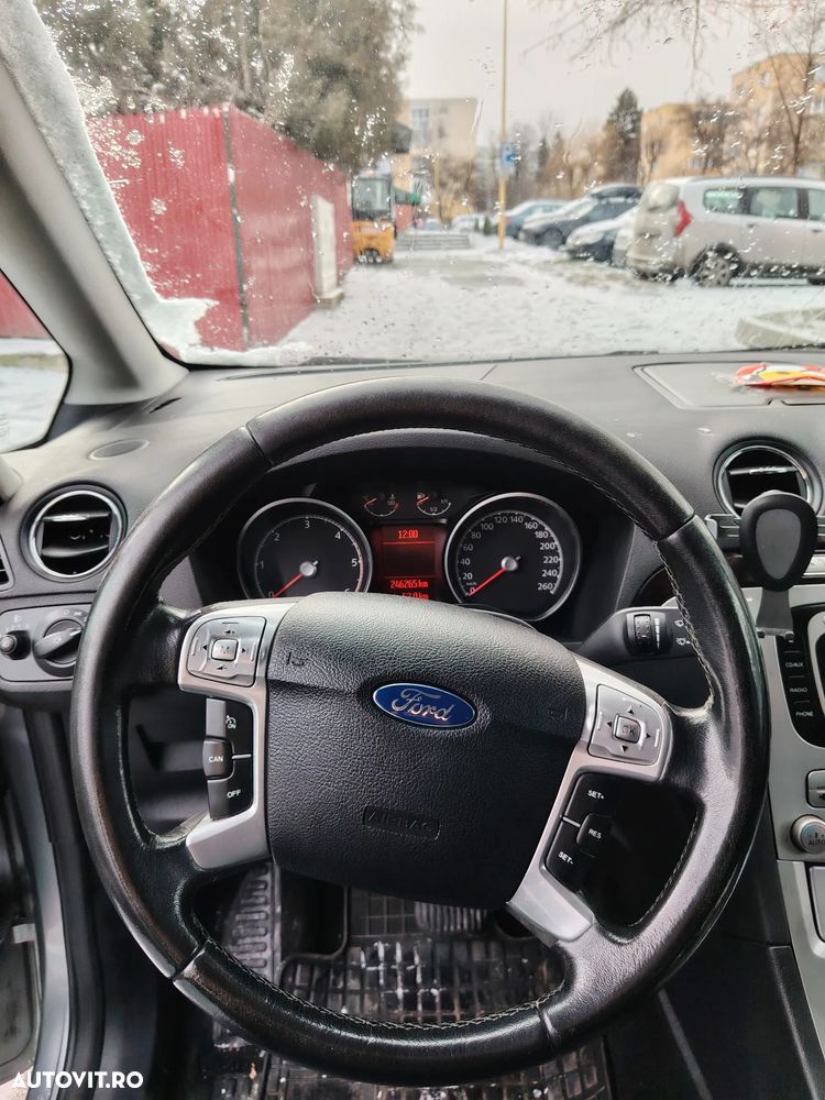 Ford Galaxy 2.0 TDCi DPF Aut. Ghia - 5