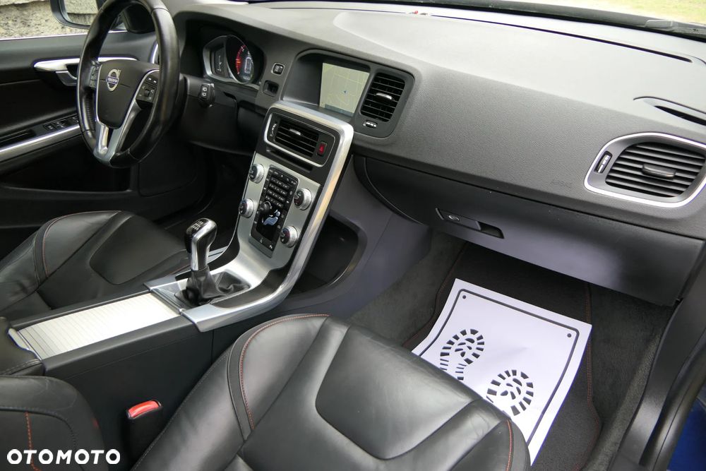 Volvo V60 D4 Ocean Race - 30