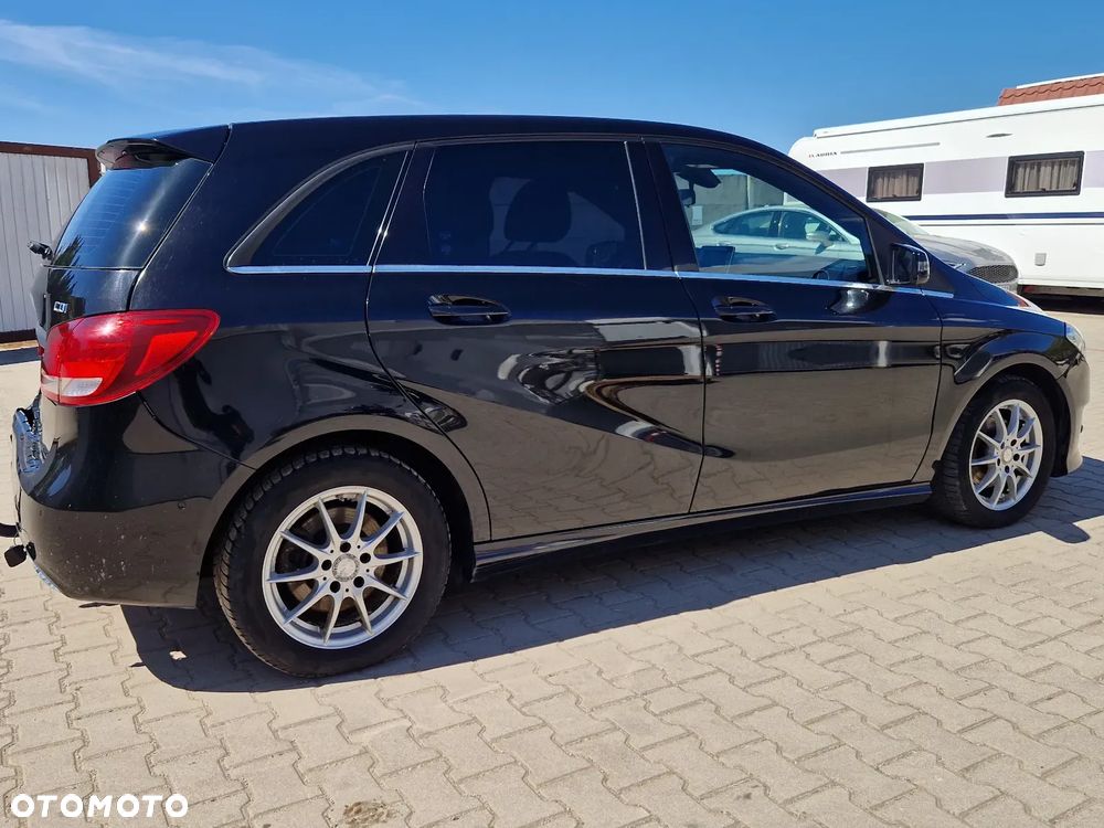 Mercedes-Benz Klasa B 200 d 7G-DCT Edition - 6