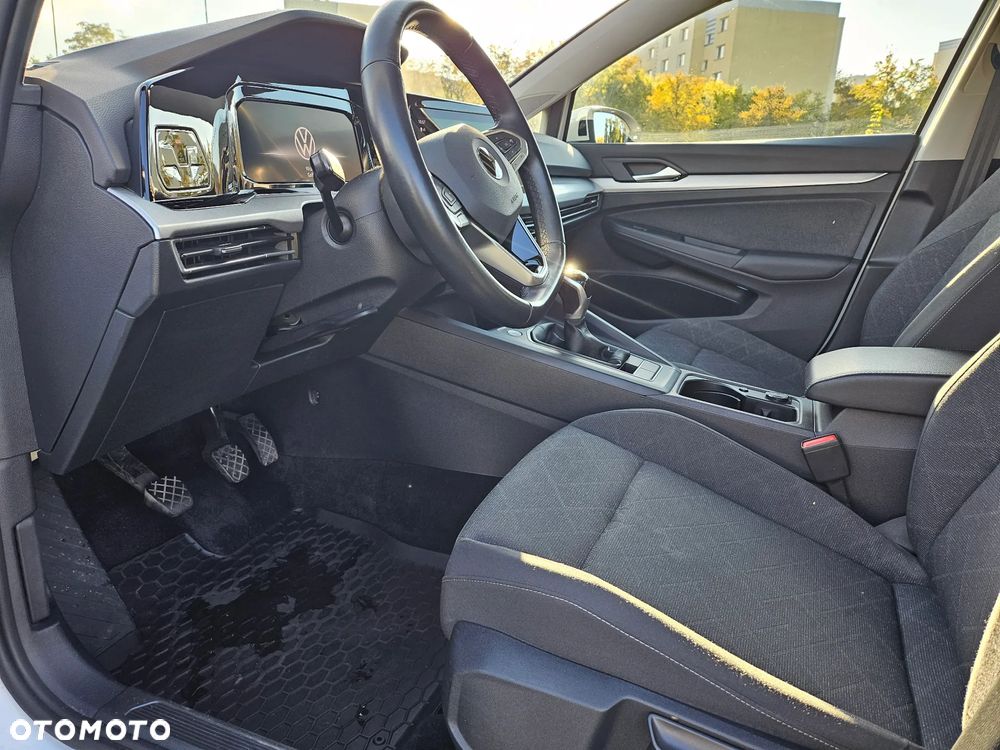 Volkswagen Golf VIII 2.0 TDI Life - 12