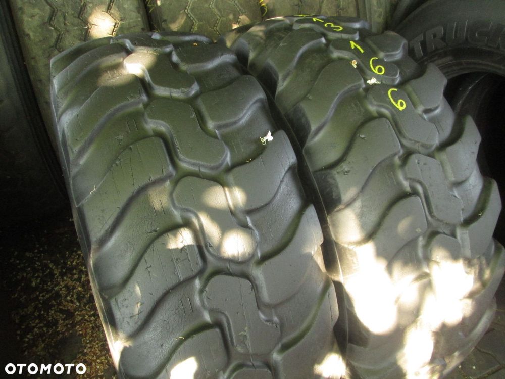 Opony ciężarowe 365/70R18 Dunlop SP T9. Opony ciężarowe - 4