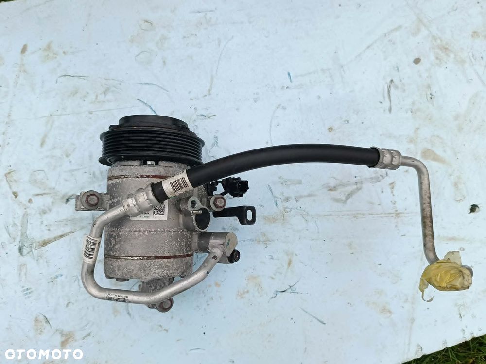 SPRĘŻARKA KLIMATYZACJI HYUNDAI I10 III 1.0 97701-K7000 - 1