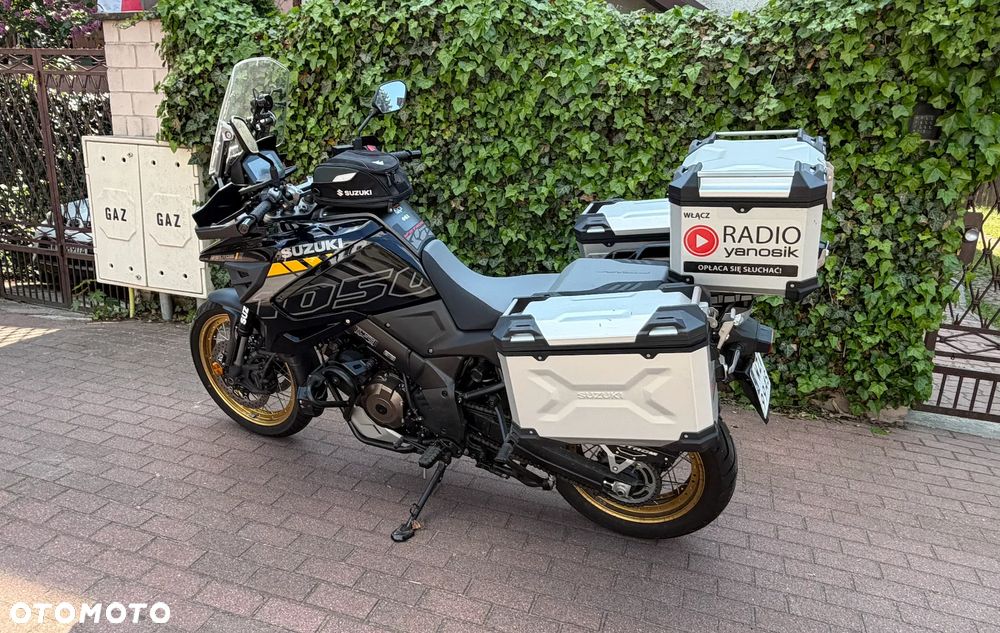 Suzuki V-STROM - 12