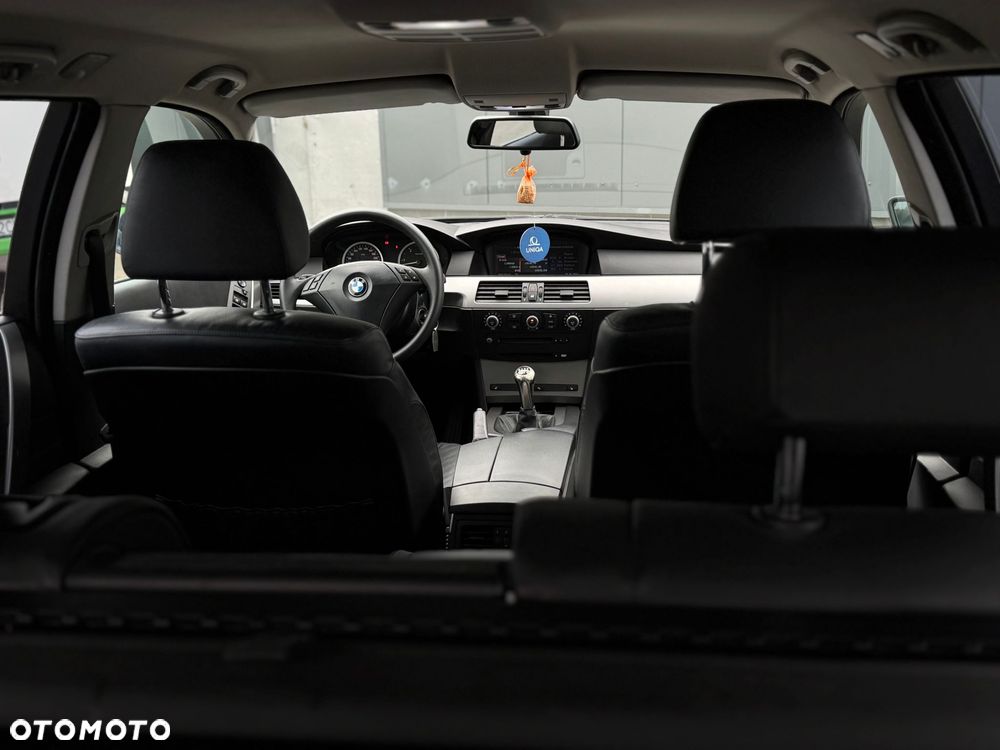 BMW Seria 5 525d - 20