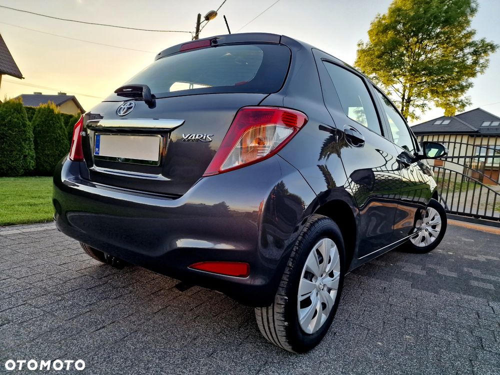 Toyota Yaris 1.0 Sol - 9
