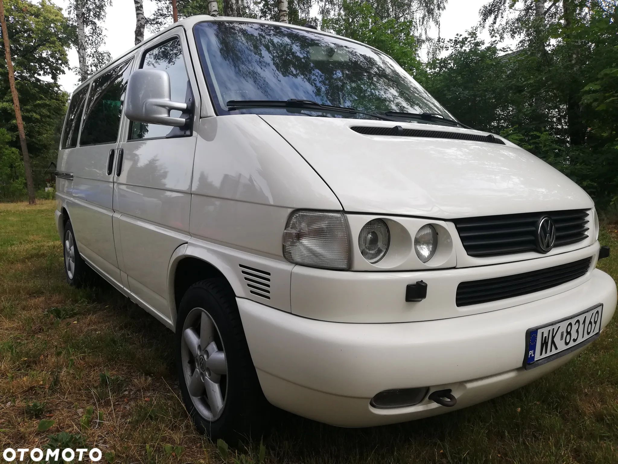 Volkswagen Multivan - 1