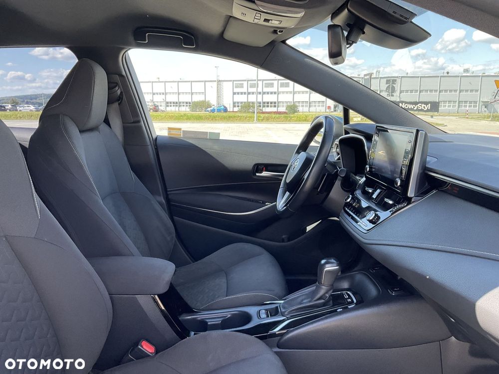 Toyota Corolla 2.0 Hybrid Comfort - 20