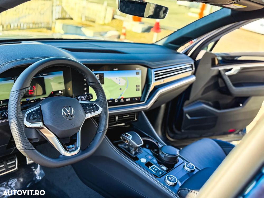 Volkswagen Touareg V6 TDI 4MOTION R-Line - 18