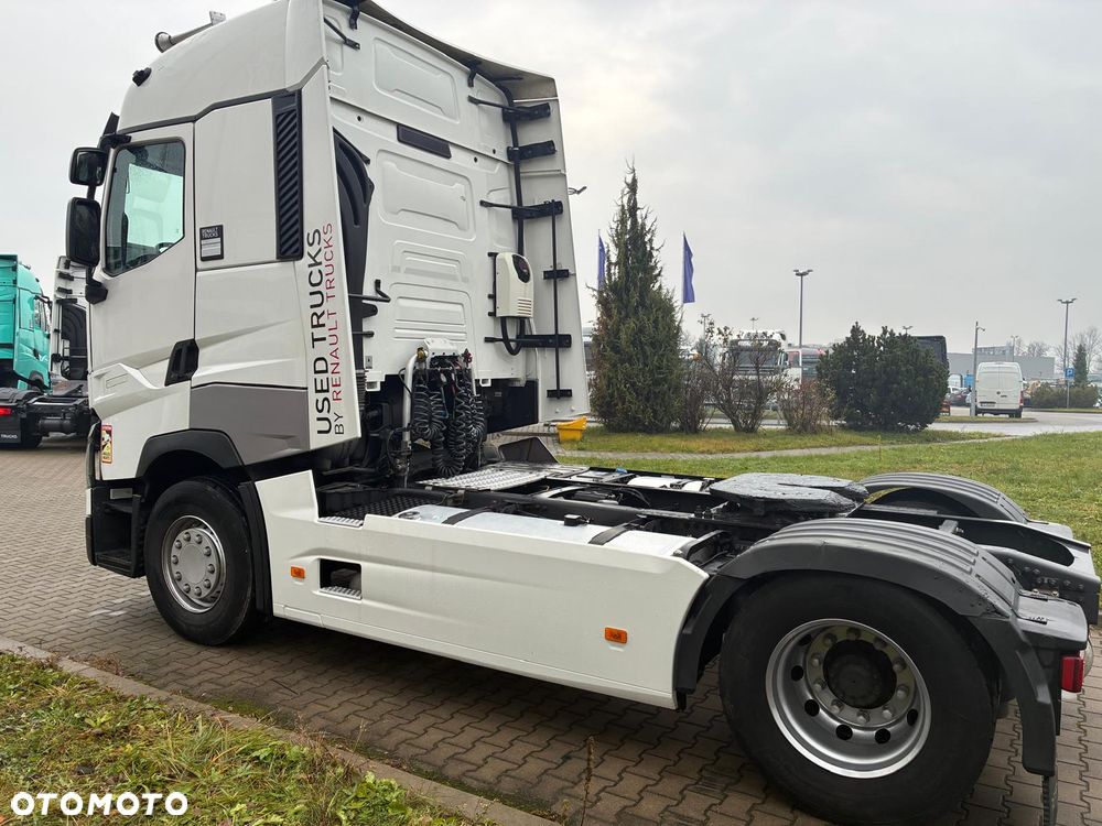 Renault T480 High Sleeper Cab - 9