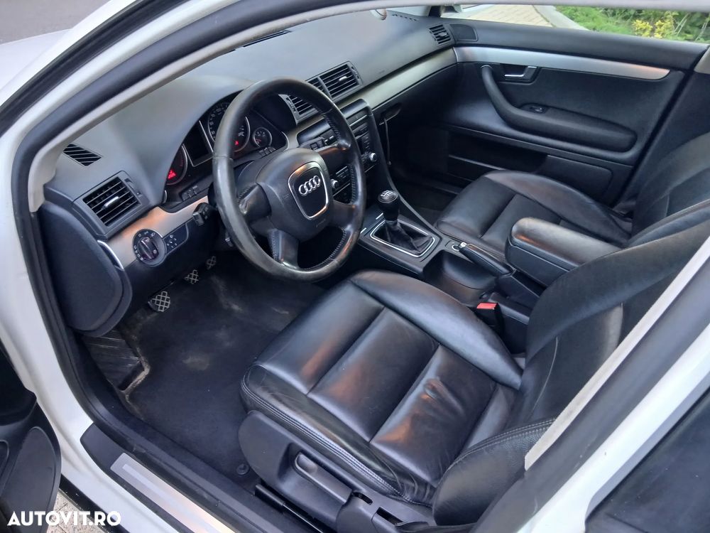 Audi A4 Avant 2.0 TDI - 7