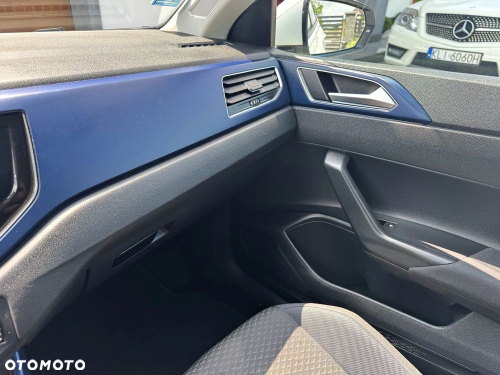 Volkswagen Polo 1.0 TSI OPF UNITED - 19