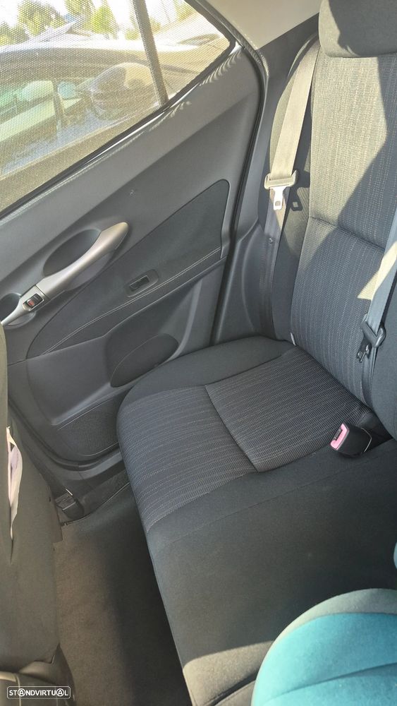 Toyota Auris 1.4 D-4D Sol DPF - 6