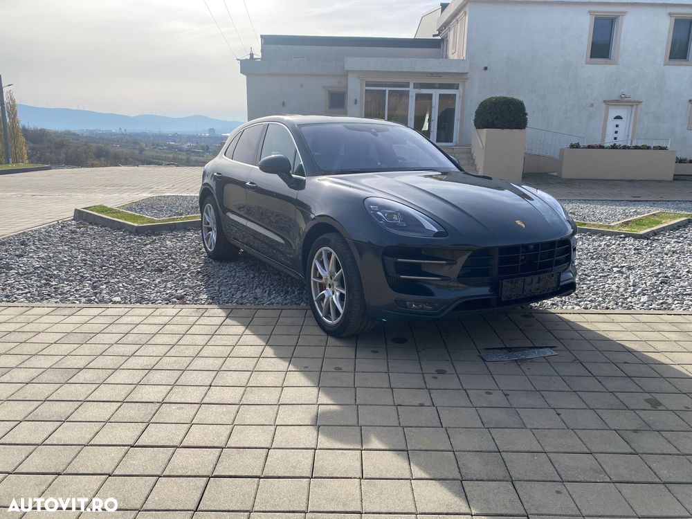 Porsche Macan Turbo PDK mit Performance Paket - 2