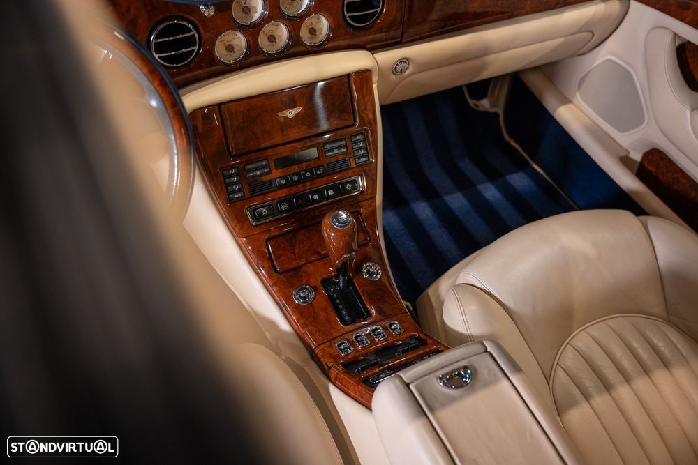 Bentley Arnage Red Label - 18