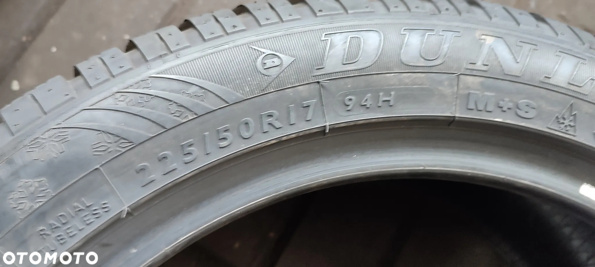Opony 225/50R17 DUNLOP SP WINNTER SPORT 4D RSC DSST Zima para - 4