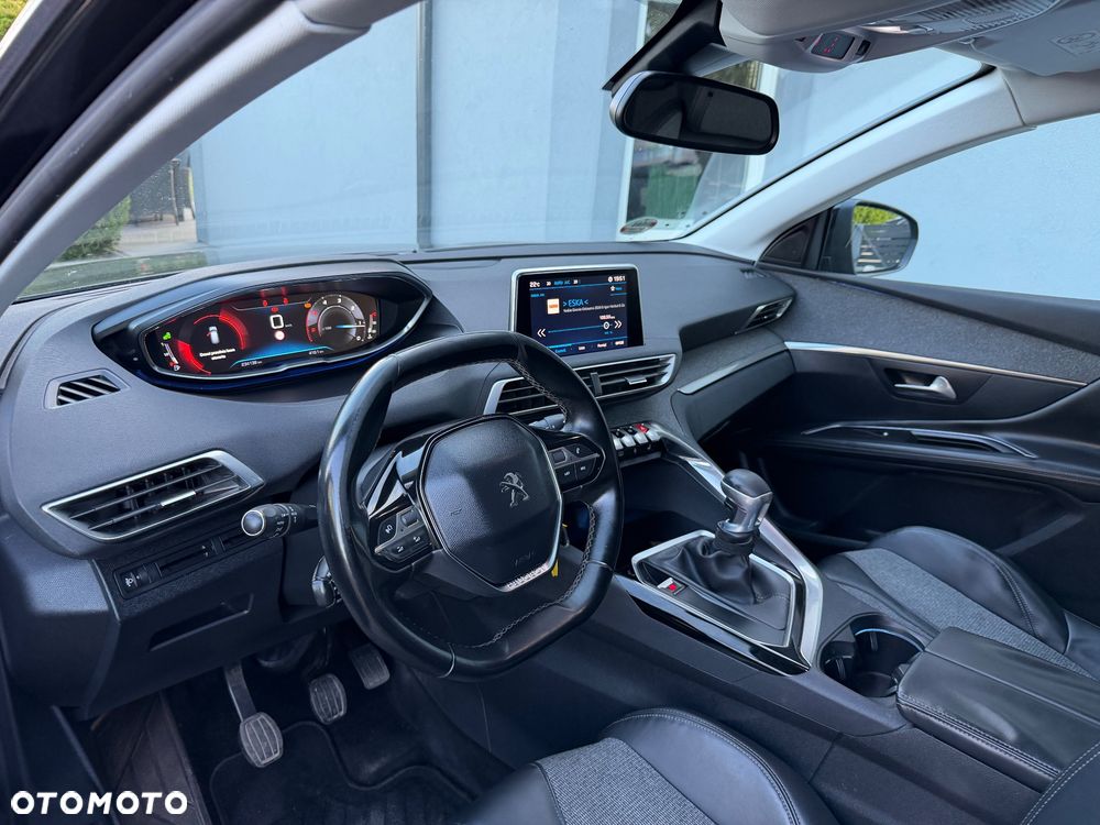 Peugeot 3008 HDi 150 Allure - 10