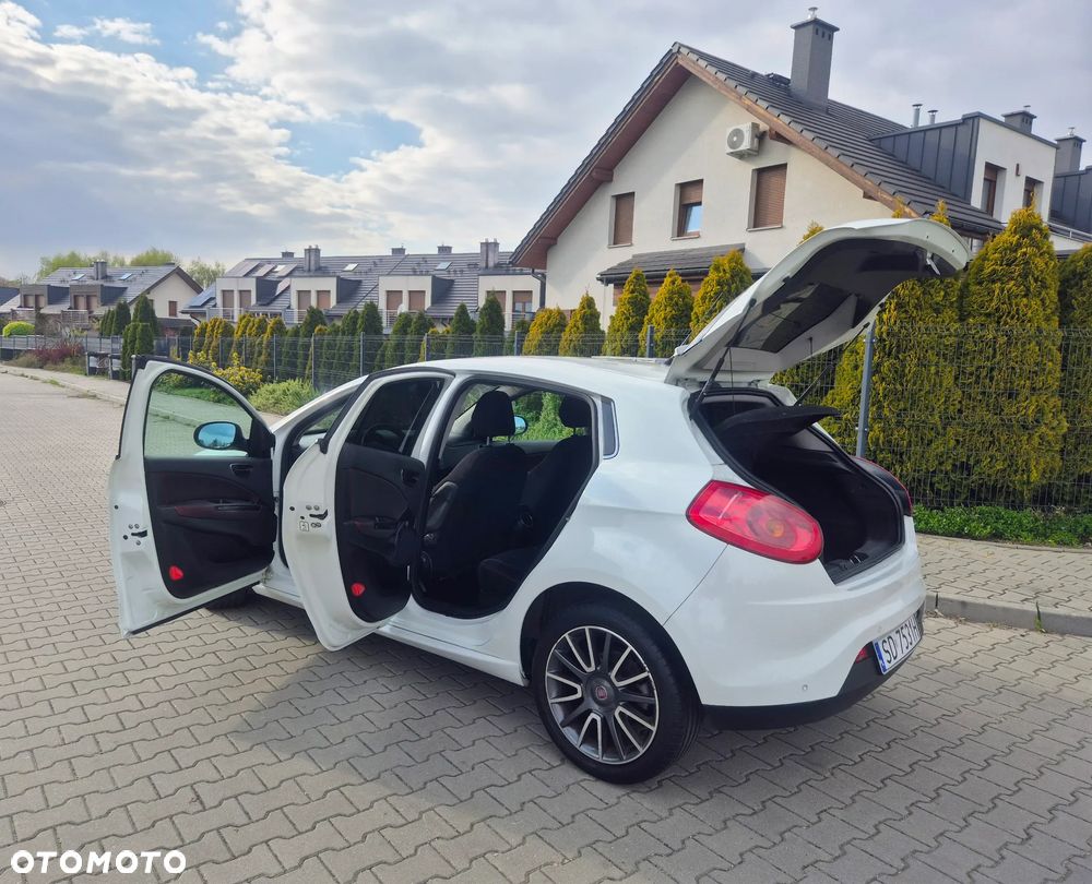 Fiat Bravo 1.4 T-JET 16V Dynamic - 4