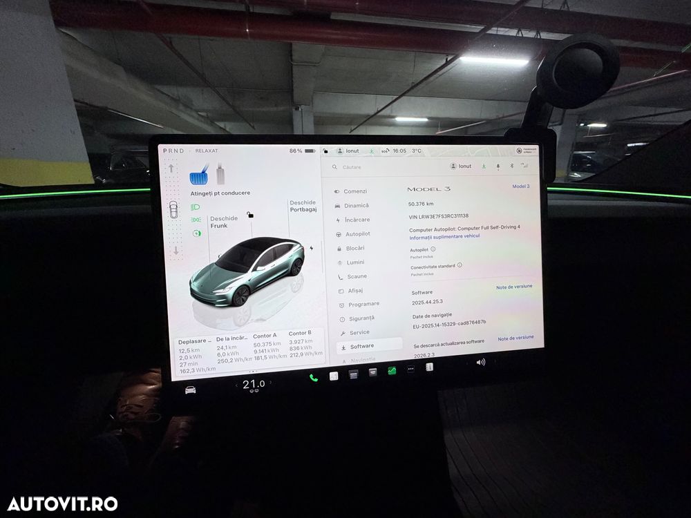 Tesla Model 3 - 11