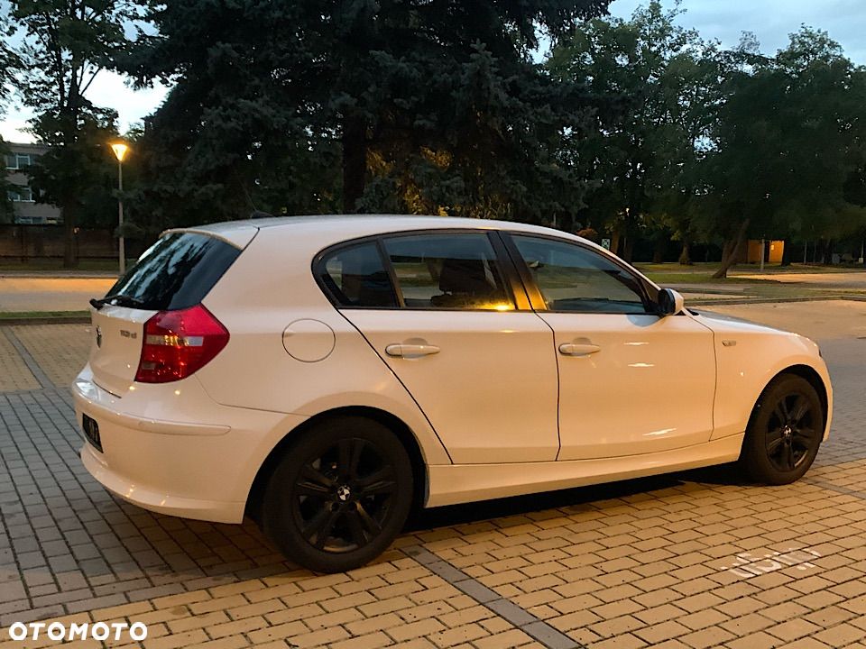 BMW Seria 1 - 17