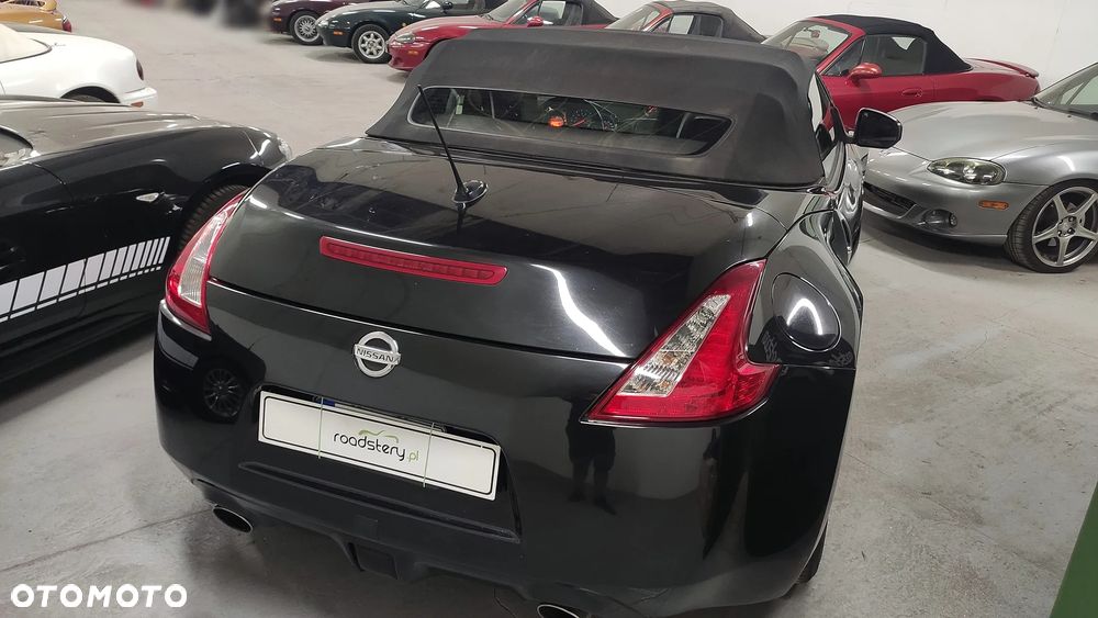 Nissan 370 Z - 20