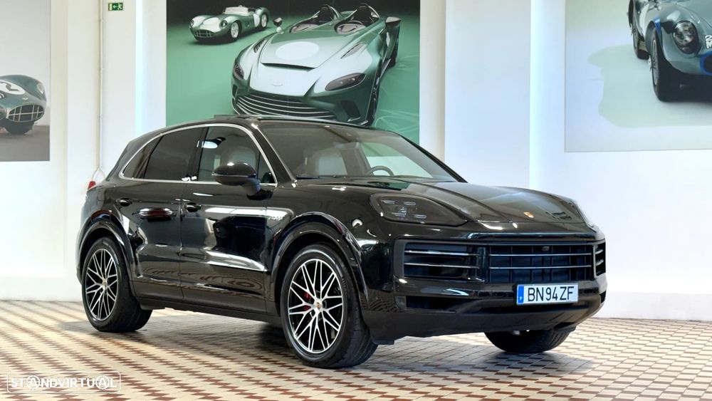 Porsche Cayenne S E-Hybrid - 1