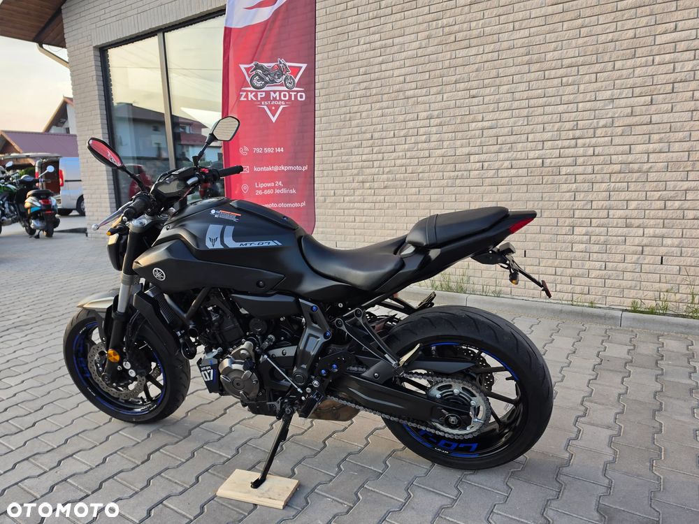 Yamaha MT - 4