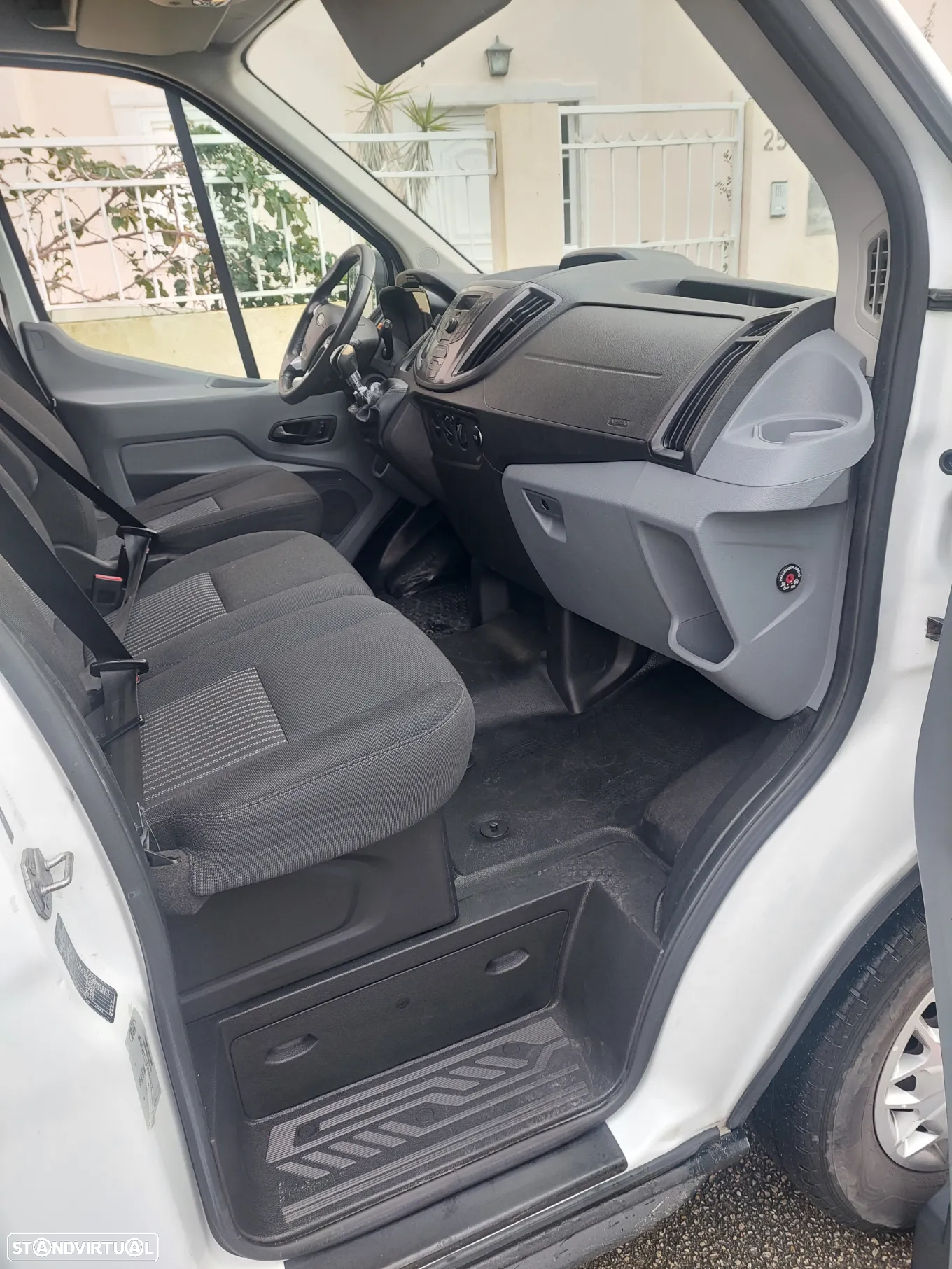 Ford Transit - 7