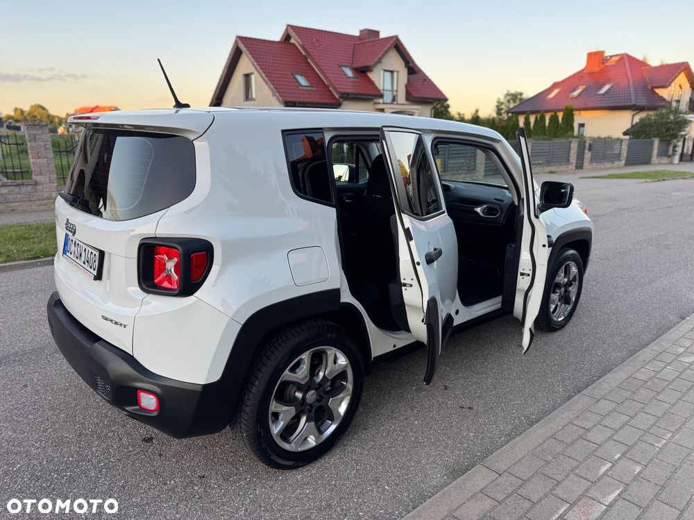 Jeep Renegade 1.6 E-TorQ Sport - 38