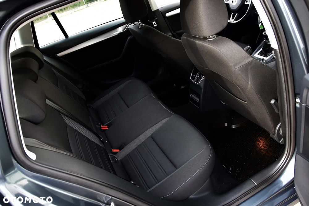 Skoda Octavia 2.0 TDI SCR 4x4 Ambition DSG - 19