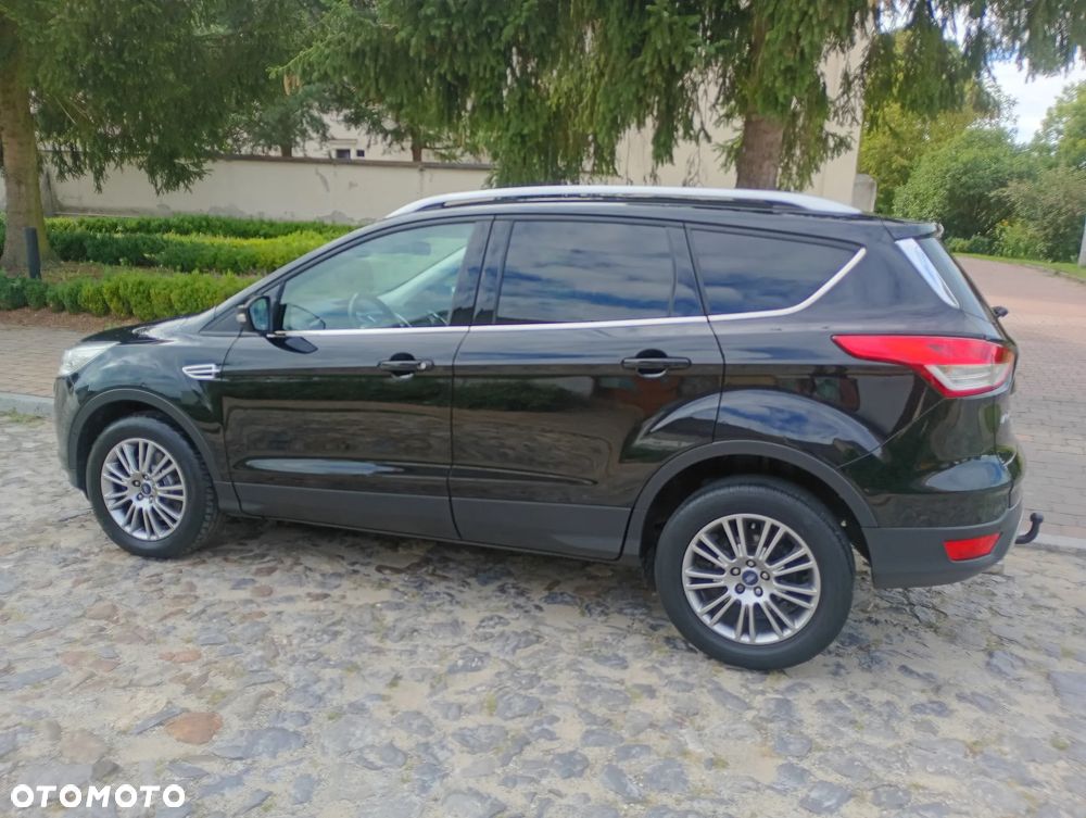 Ford Kuga 2.0 TDCi 2x4 Titanium - 6