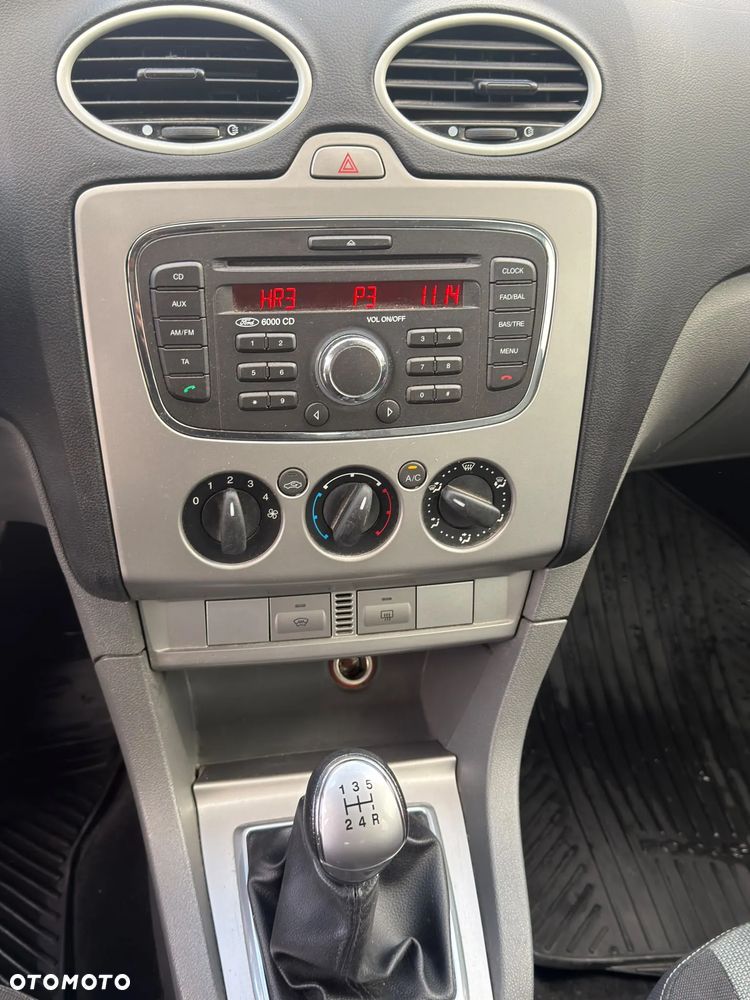 Ford Focus - 21