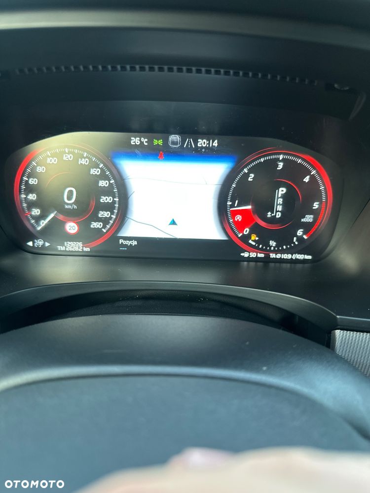 Volvo V90 D3 R-Design - 30