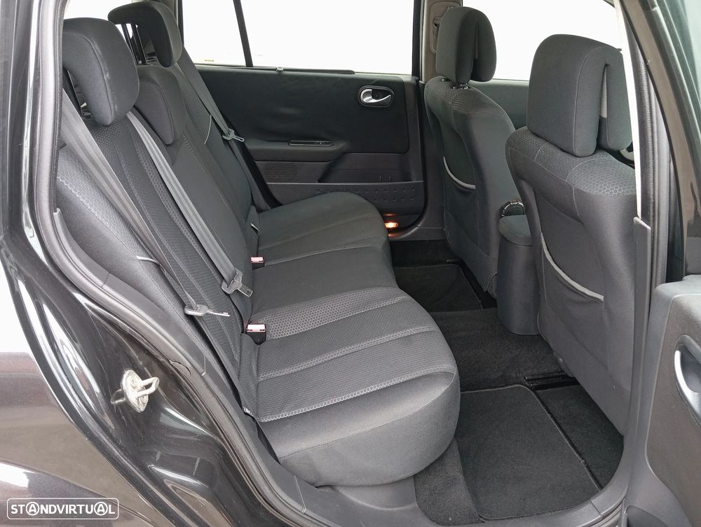 Renault Mégane Break 1.5 dCi C Dynamique - 4