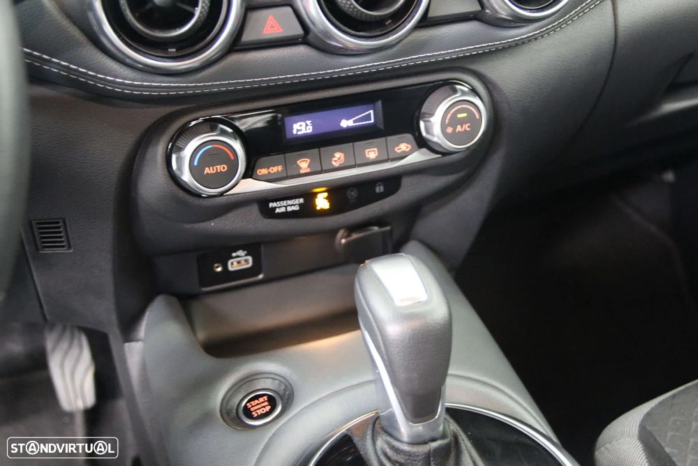 Nissan Juke 1.0 DIG-T N-Connecta DCT - 13
