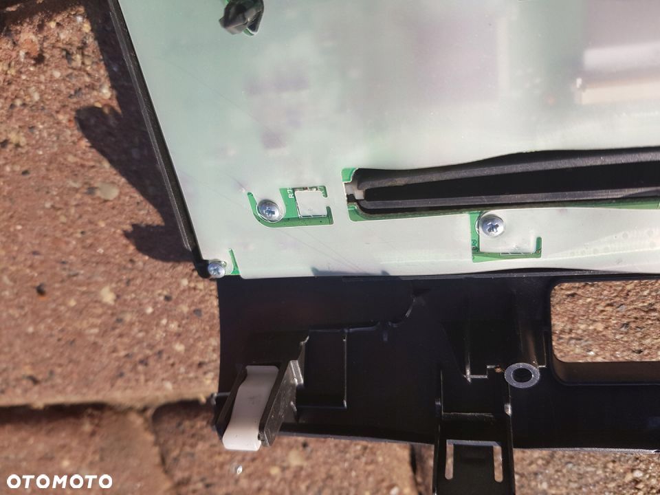 Ford Ranger II 2.5 Radio Ramka Panel - 11