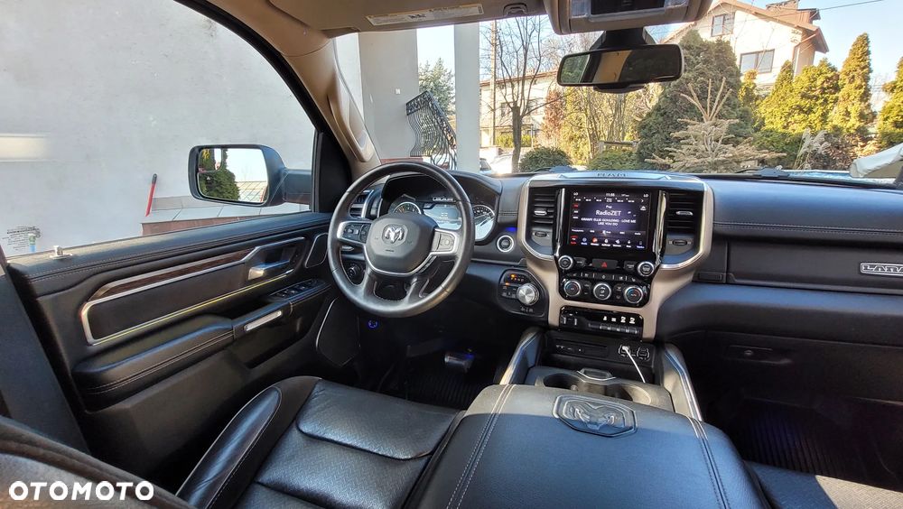 RAM 1500 Crew Cab Laramie - 9