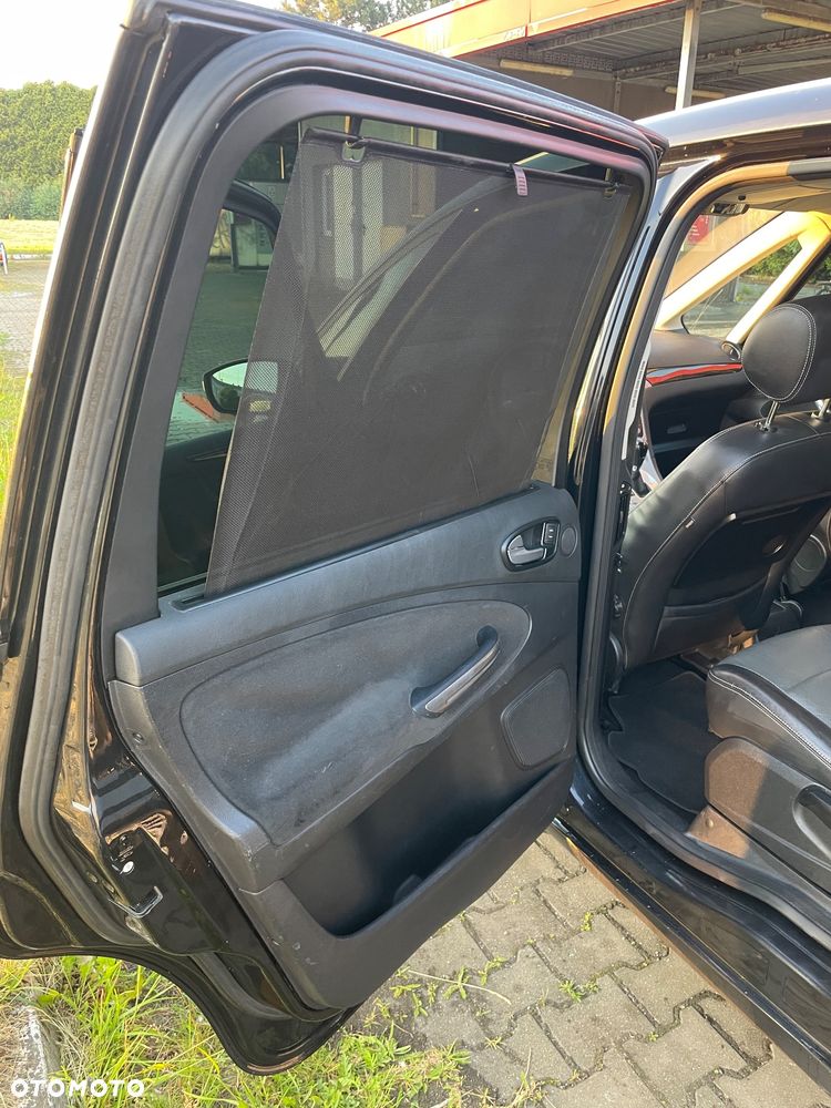 Ford Galaxy 2.0 TDCi Ghia - 12