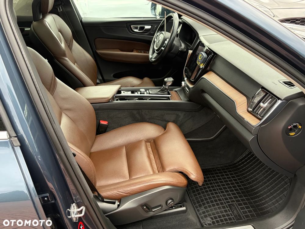 Volvo XC 60 D4 AWD Geartronic Inscription - 19