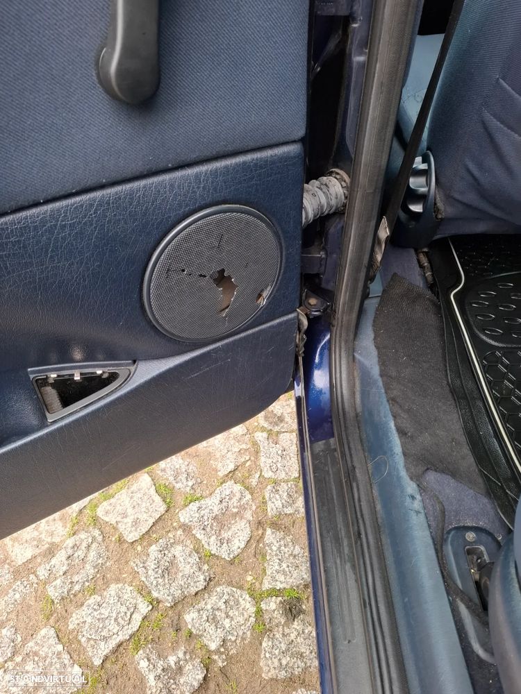 VW Sharan 1.9 TDi Confortline 7L - 10