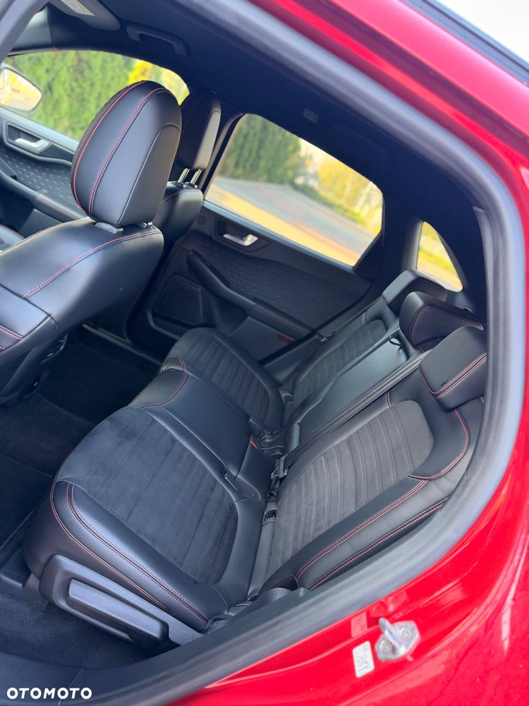Ford Kuga 2.5P PHEV FWD ST-Line X - 9