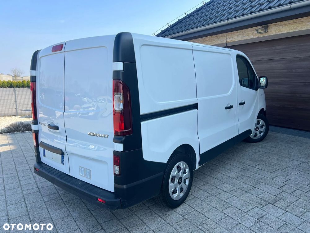 Renault TRAFIC - 6