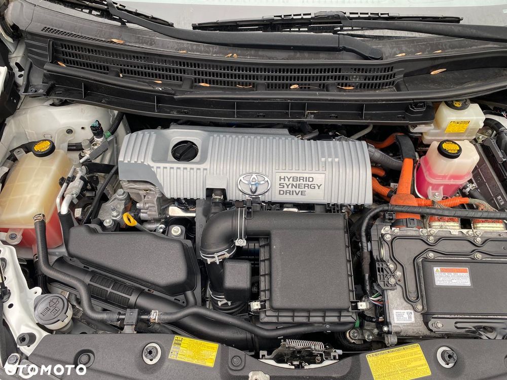 Toyota Prius 1.8 HSD Premium - 14