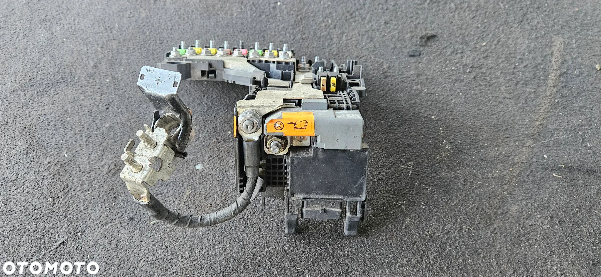 Moduł napięcia akumulatora 9665878080 klema Peugeot 508 Citroen - 3